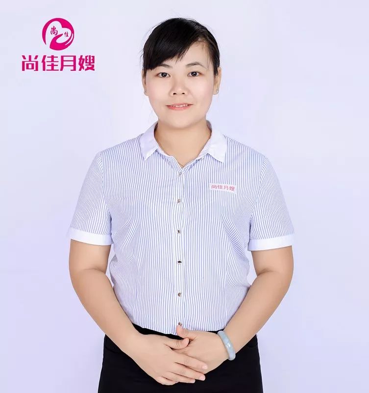 尚佳專(zhuān)業(yè)月嫂丨漏奶丨百分之九十的母乳媽媽都會(huì )