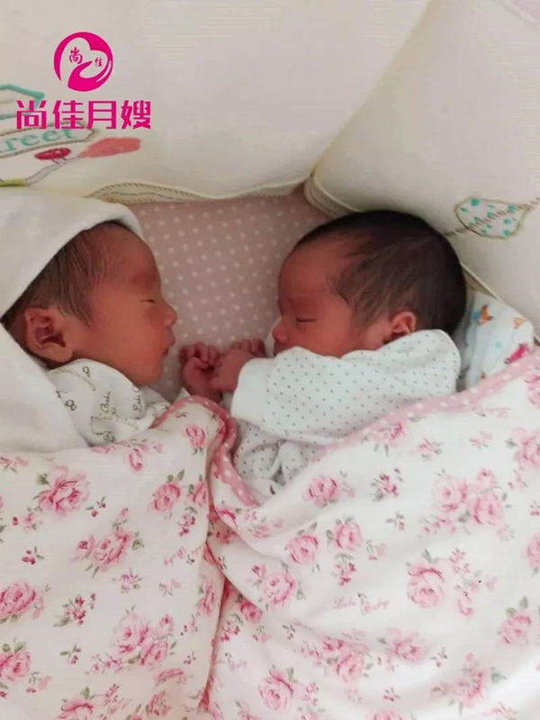尚佳專(zhuān)業(yè)月嫂丨科普丨寶寶一天放N個(gè)屁，是腸胃不好？