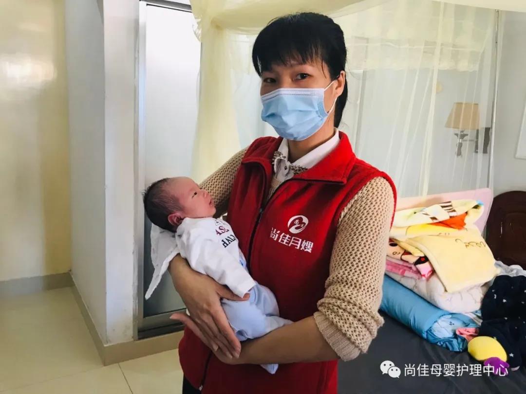 尚佳專(zhuān)業(yè)月嫂丨預防丨乳腺炎，怎么辦？